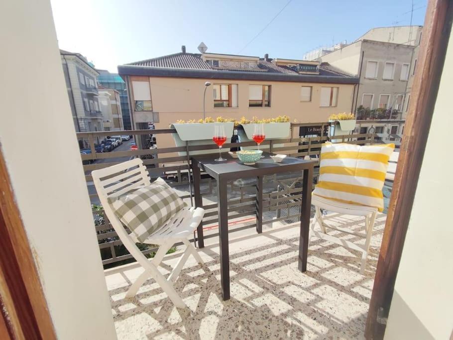 Appartamento Centro Room&apartments Bilocale 4 *