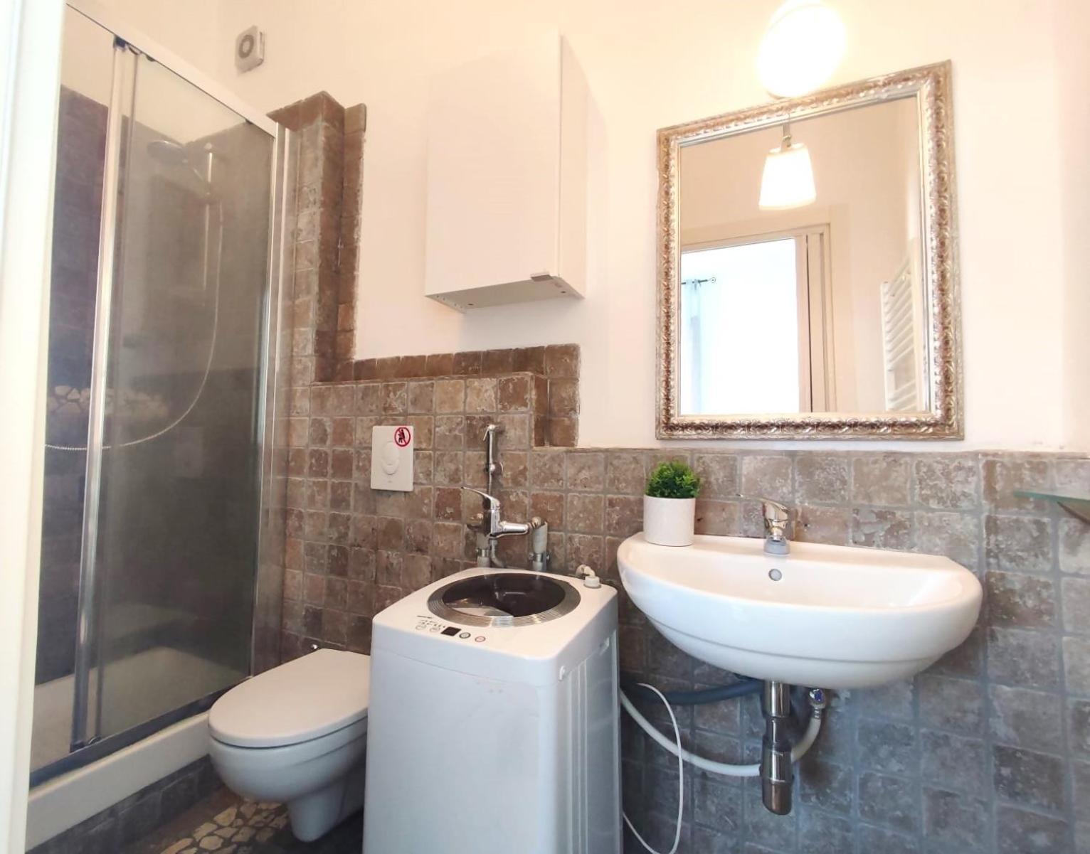 Appartamento Centro Room&apartments Bilocale 4 *